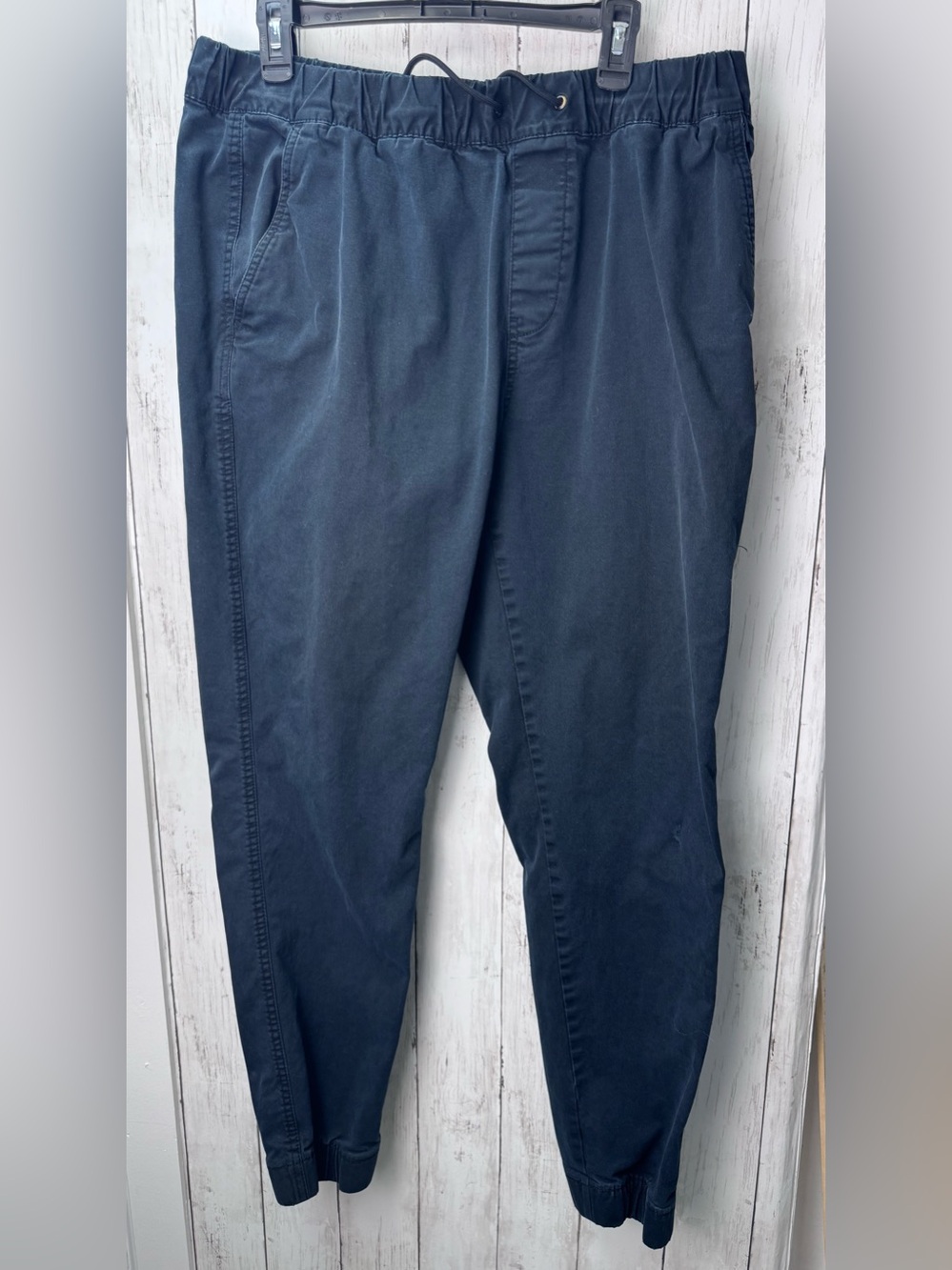 Old Navy Men's Faded Black Jogger Pants size Large Tall
